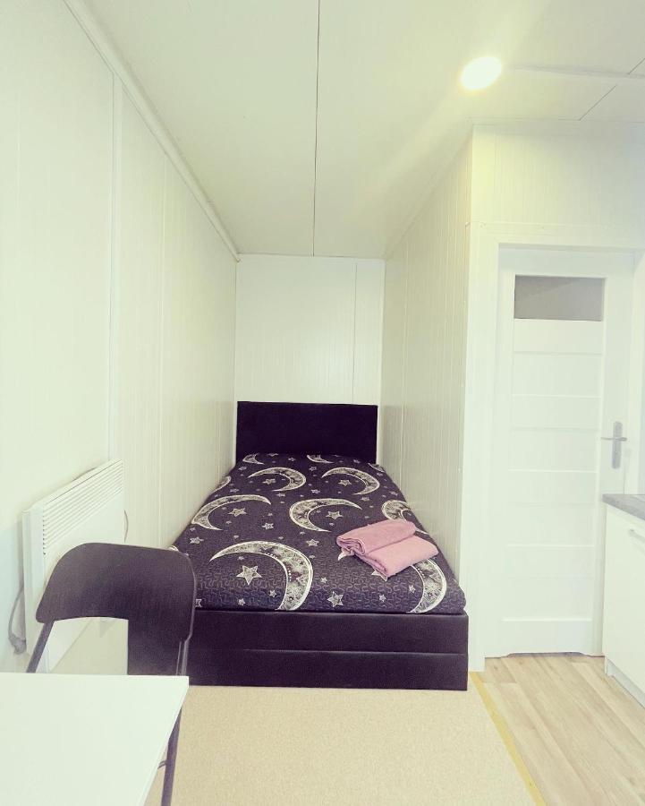 Apartamenty Modul Варшава Екстериор снимка